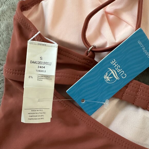 NWT Cupshe One Piece Cutout Swimsuit Women's size SMALL - Picture 4 of 4